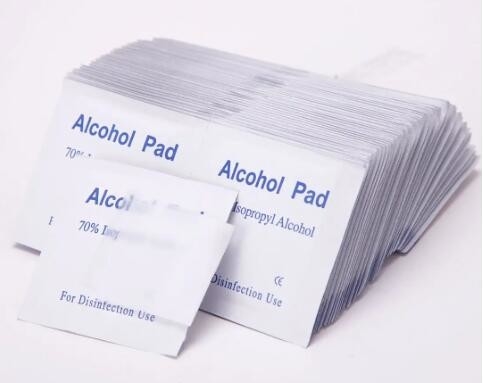 Plegamiento plegable horizontal mojado de la vertical 8 de la empaquetadora de los trapos del alcohol 4