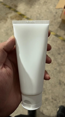 Crema de aislamiento de relleno de la mano de la crema dental de la máquina del tubo suave automático
