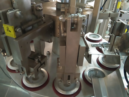 Máquina de rellenar del tubo completamente automático para la goma poner crema suave de la crema dental del metal