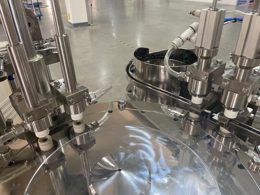 Máquina automática de llenado y tapado de jeringa precargada 1088*858*1800mm