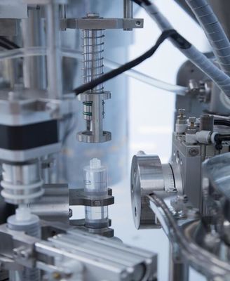 Equipo de llenado de jeringa aséptica de alta velocidad