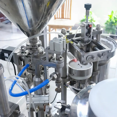 Máquina de llenado de jeringa adhesiva viscoelástica pequeña automática directa de fábrica