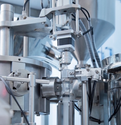 3 ml 5 ml 10 ml 20 ml de plástico automático de la jeringa precargada máquina de llenado de tapa