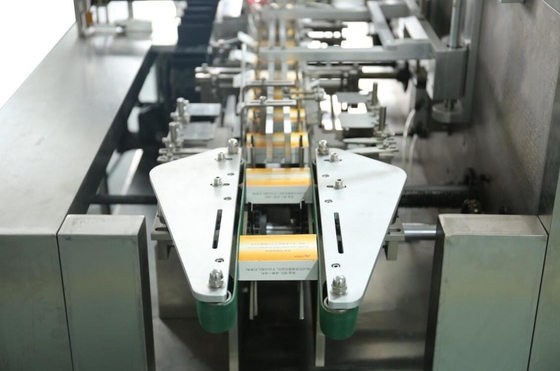 Máquina de embalaje de comprimidos horizontales automática cápsula de cápsula de cartón de caja de ampollas de cartón bandeja de placa embalaje de cartón Mach