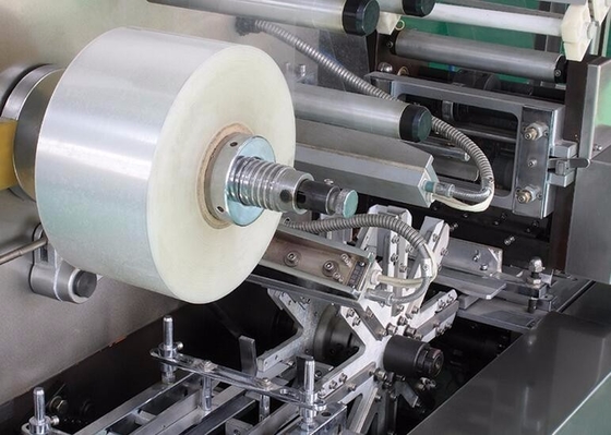 Precio de fábrica barato Máquina multifunción de celofán de envoltura de película automática de embalaje de la máquina paquete