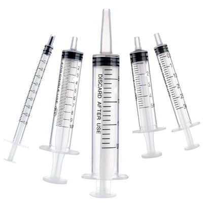 Máquina automática de llenado de jeringas con solución salina normal precargadas de 3 ml, 5 ml y 10 ml