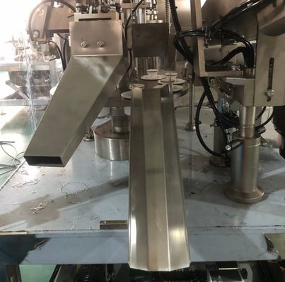 Máquina de rellenar poner crema cosmética de aluminio de relleno y de aislamiento del tubo plástico suave automático de la máquina del tubo de crema dental del tubo