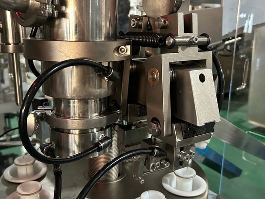 Máquina de rellenar poner crema cosmética de aluminio de relleno y de aislamiento del tubo plástico suave automático de la máquina del tubo de crema dental del tubo