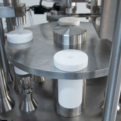 Máquina automática de relleno de jeringa precargada con tapa de cerradura de luer, máquina de relleno y taponado de jeringa de vidrio con gel