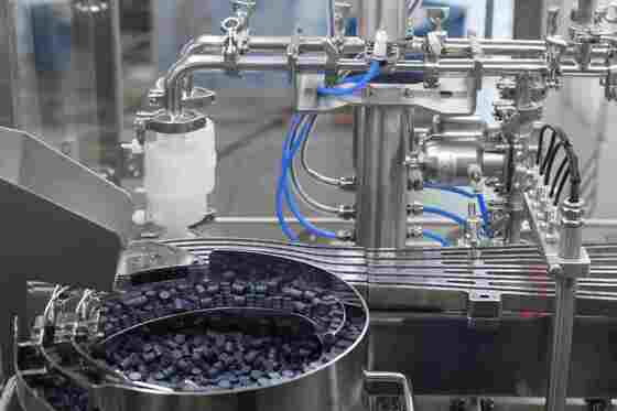 Automatic Prefilled Syringe Pfs Vacuum Filling Stoppering Machine