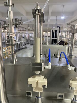 Máquina de llenado de jeringa de pasta de crema neumática de alta viscosidad de 2 ml de espesor de gel precargado semiautomático
