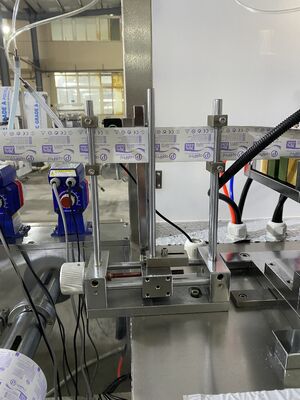 Máquina de embalaje de limpieza húmeda de alta velocidad con una sola bolsa de cuatro lados de sellado de alcohol