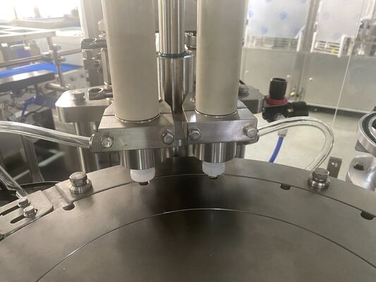 Máquina automática de llenado de vacío para jeringa precargada