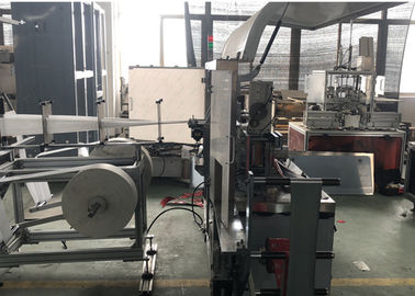 El bebé limpia la fabricación máquina de la característica multifuncional funcionamiento estable, empaquetadora del cojín del alcohol 80bags/min