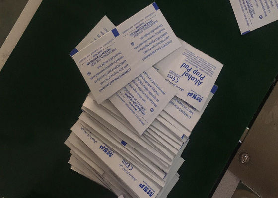 Empaquetadora 120-160bags/Minute de los trapos mojados del cojín de la preparación del alcohol